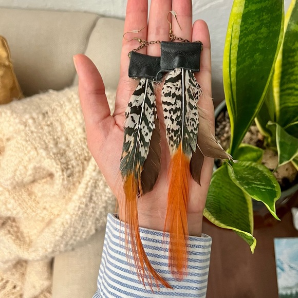 Pheasant Feather and Genuine Leather Extra-Long Dangly Earrings 🌿 - Picture 9 of 10